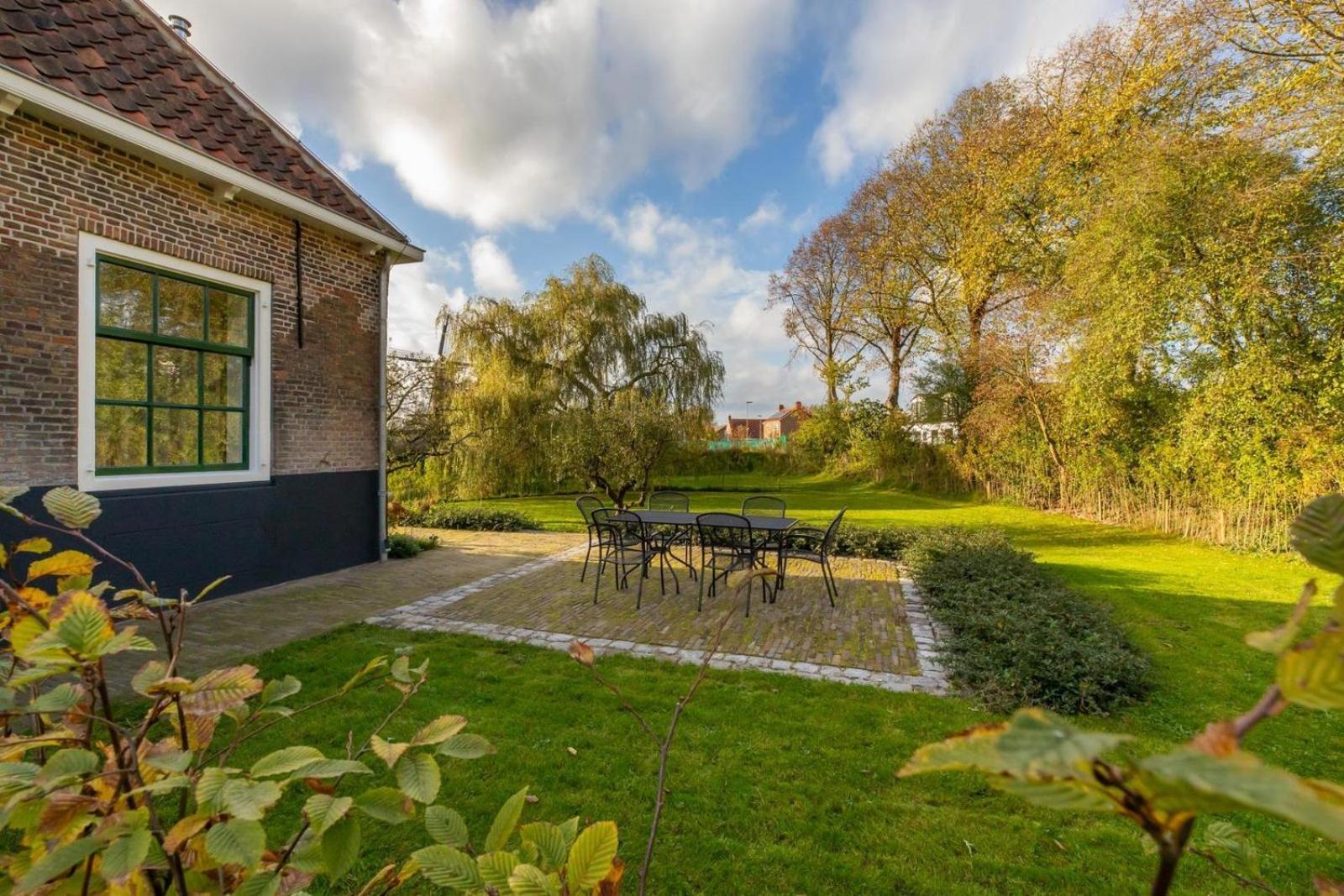'boerderij Molenhof' - Stationsweg 5 | * Heinkenszand