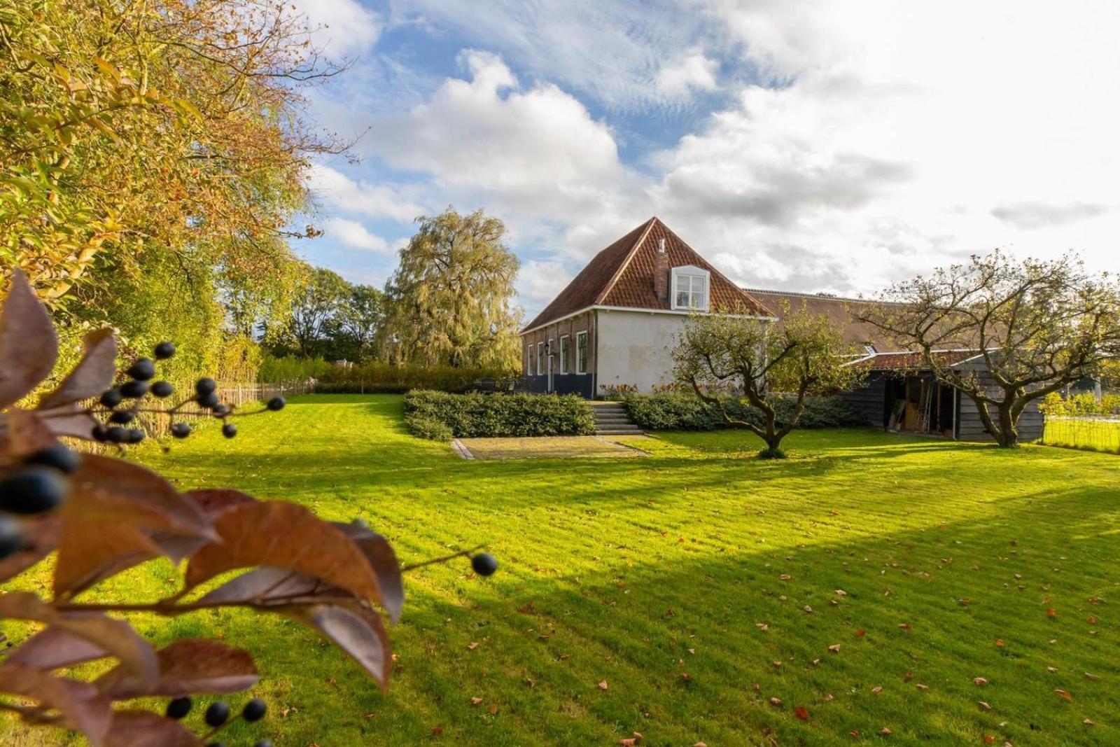 Vakantiehuis 'boerderij Molenhof' - Stationsweg 5 | *